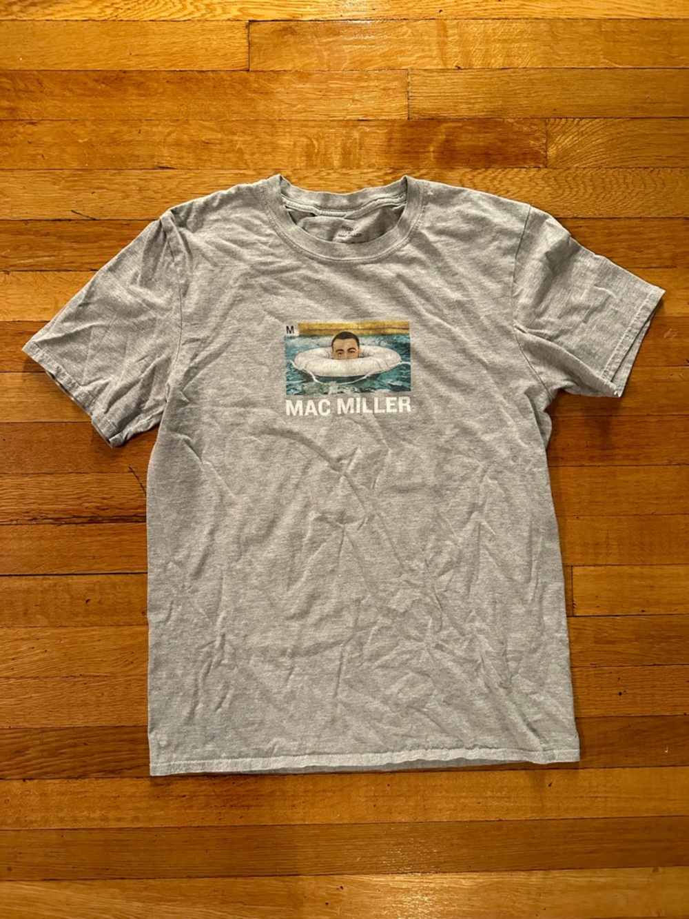 Mac Miller Pool Life Preserver Graphic T-Shirt Size Medium Swimming Album